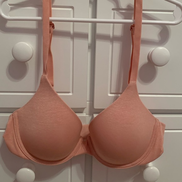Victoria’s Secret Uplift semi Demi bra in pink size 32 B - Picture 1 of 3